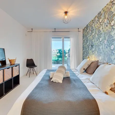 Puerto La Duquesa Apartamento