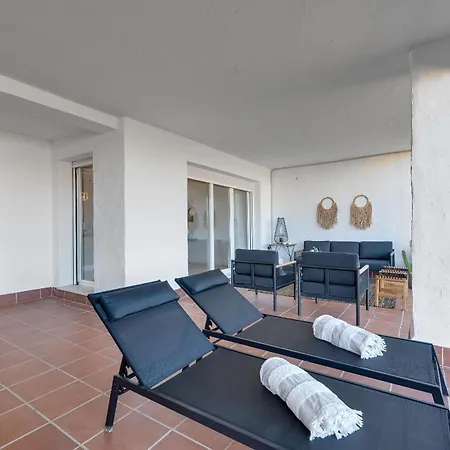 Puerto La Duquesa Apartamento